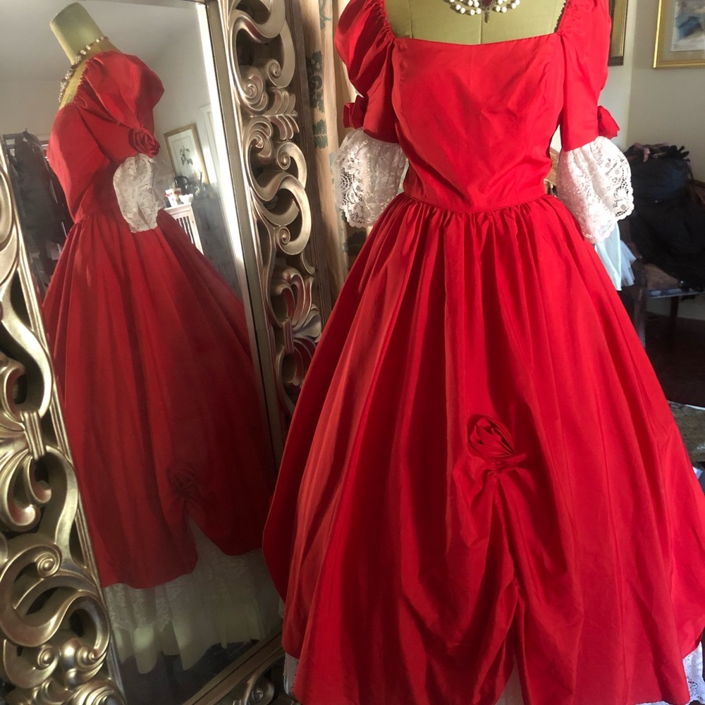 Vintage Cosplay/Costume Ball Gown